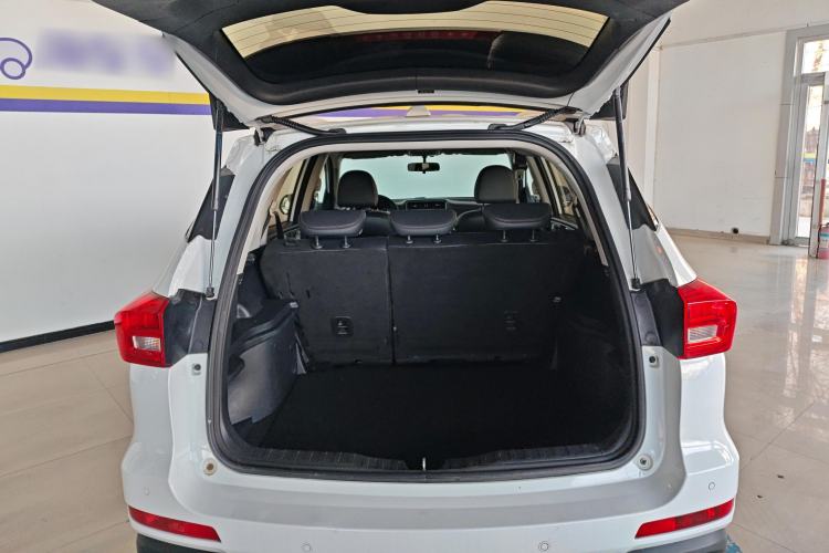 Used Haval M6 2019 1.5T DCT Two-Wheel Drive Elite Version China VI Standard
