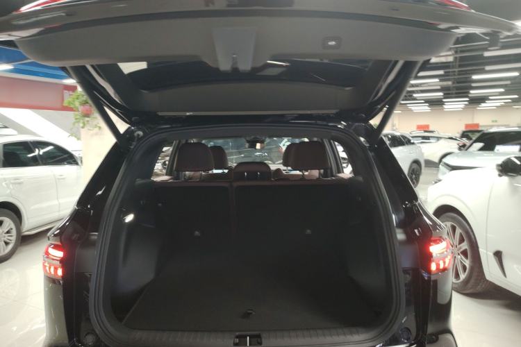 Used Geely Auto Monjaro L 2024 2.0TD High-Power Automatic Two-Wheel Drive Yunqi Version