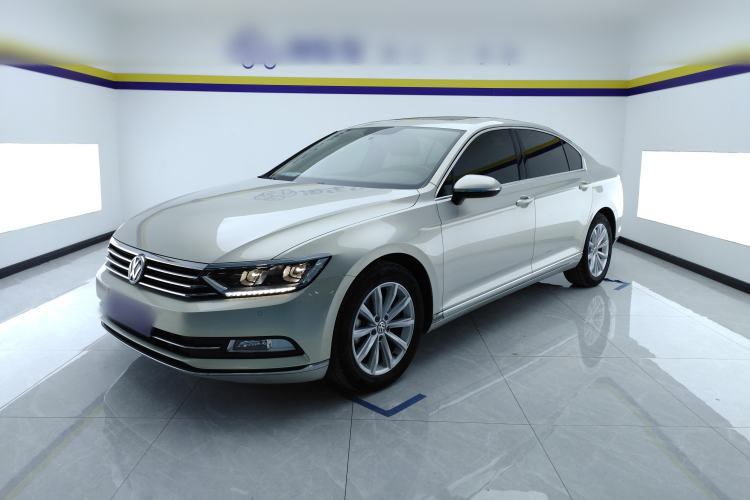 Used Volkswagen Magotan 2019 330TSI DSG Leading Model China VI Standard

