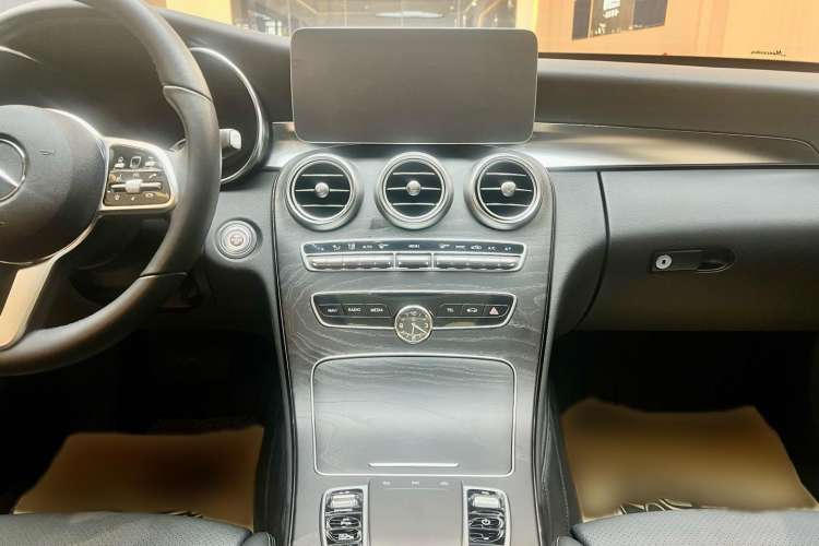 Used Mercedes-Benz C-Class 2020 Facelifted C 260 Estate
