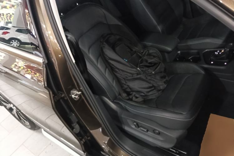 Used Volkswagen Tiguan L 2017 380TSI Automatic All-Wheel-Drive Luxury Edition