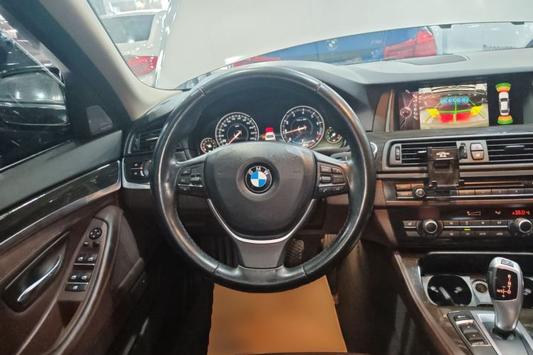 Used BMW 5 Series 2017 525Li Luxury Design Package
