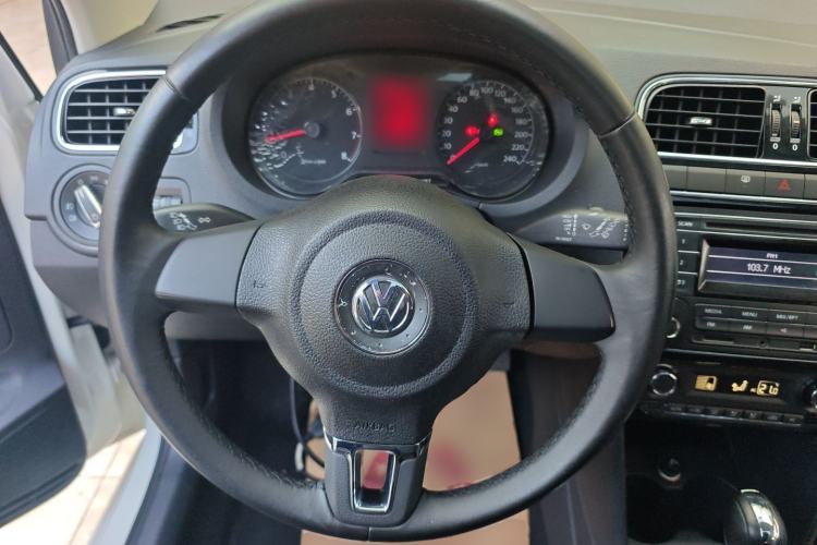 Used Volkswagen Polo 2013 1.6L Automatic Luxury Edition
