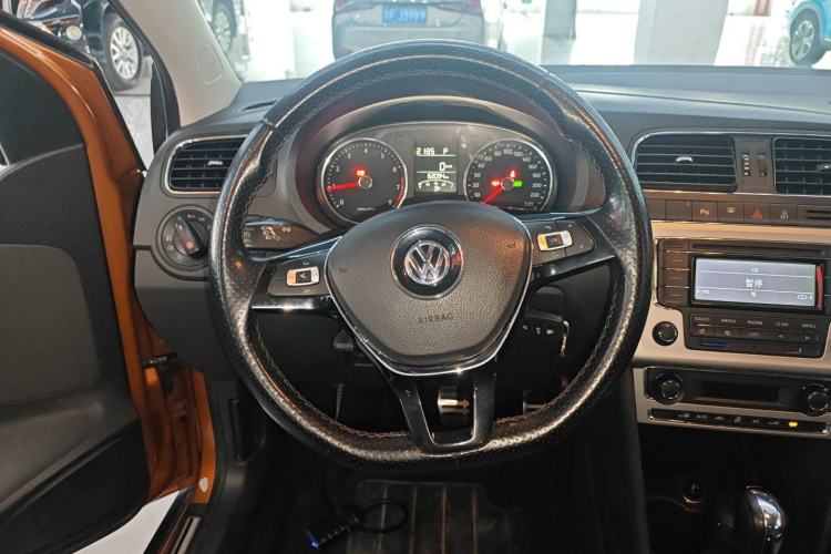 Used Volkswagen Polo 2014 1.6L Cross Polo Automatic
