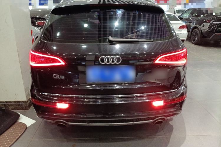 Used Audi Q5 2017 Plus 40 TFSI Ambition Model