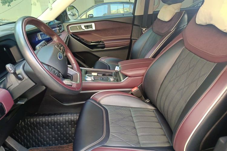 Used Ford Explorer 2023 EcoBoost 285 Four-Wheel Drive Titanium Edition 6 Seats
