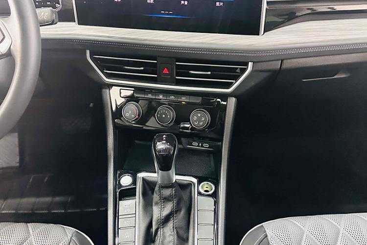 Used Volkswagen Sagitar 2023 300TSI DSG Excellence Edition
