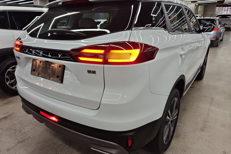 Used Geely Auto Emgrand X7 Sport 2022 1.8TD DCT Zhiya Trim
