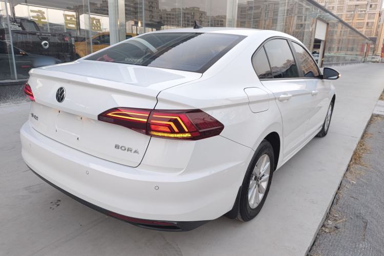 Used Volkswagen Bora 2021 1.5L Automatic Fashionable Smart Connectivity Version
