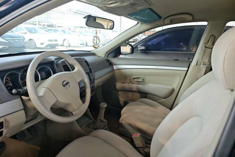 Used Nissan Sylphy 2012 Classic 1.6XE Manual Comfort Edition
