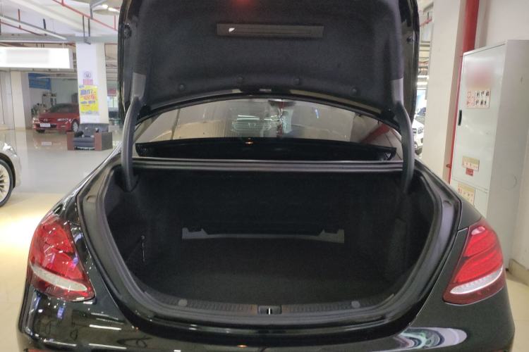 Used Mercedes-Benz E-Class 2020 E 300 L Sporty and Stylish Model
