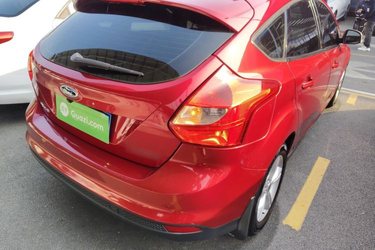 Used Ford Focus 2012 Hatchback 1.6L Automatic Fashion Edition
