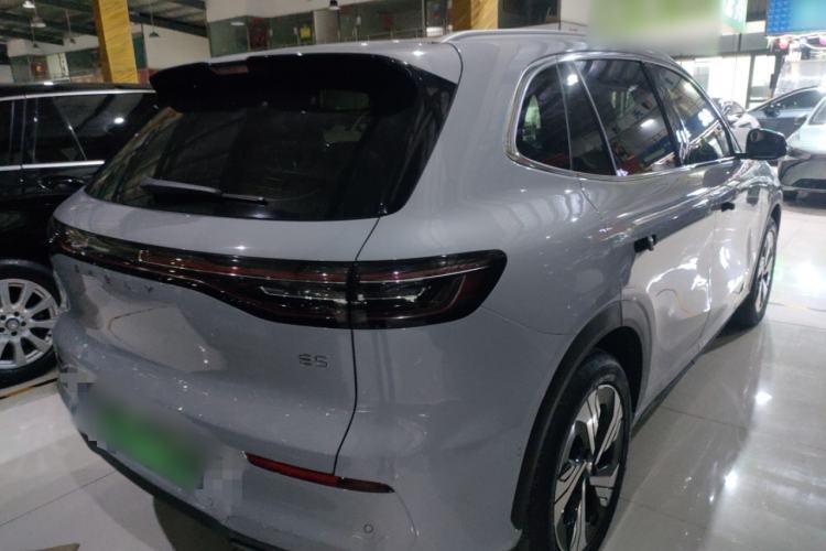 Used  E5 2024 530km Starship Edition
