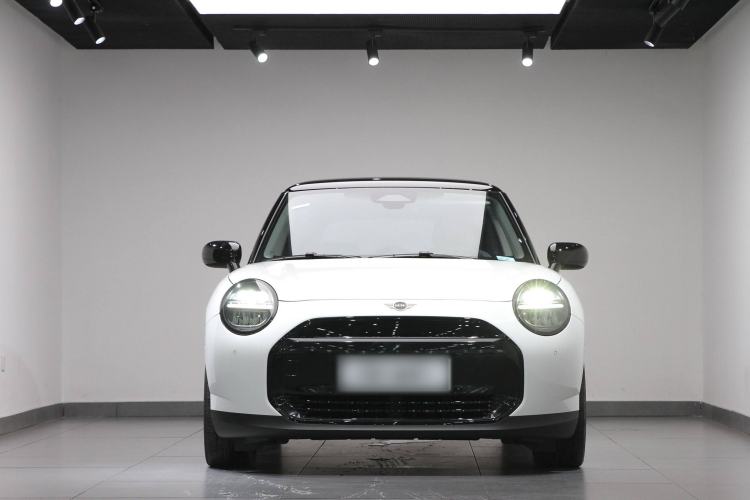 Used  Electric MINI COOPER 2024 456km COOPER E Classic Edition
