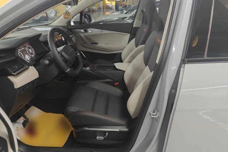 Used Lynk & Co 06 EM-P 2022 PHEV 84 km Range Pro Version