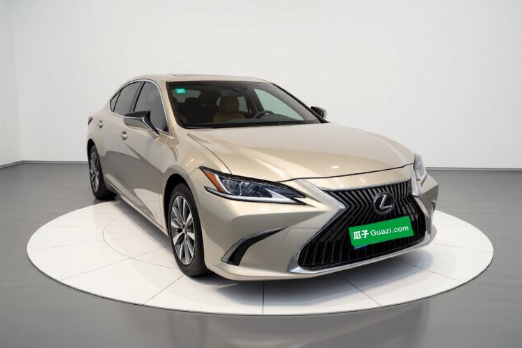 Used Lexus ES 2020 200 Excellence Edition

