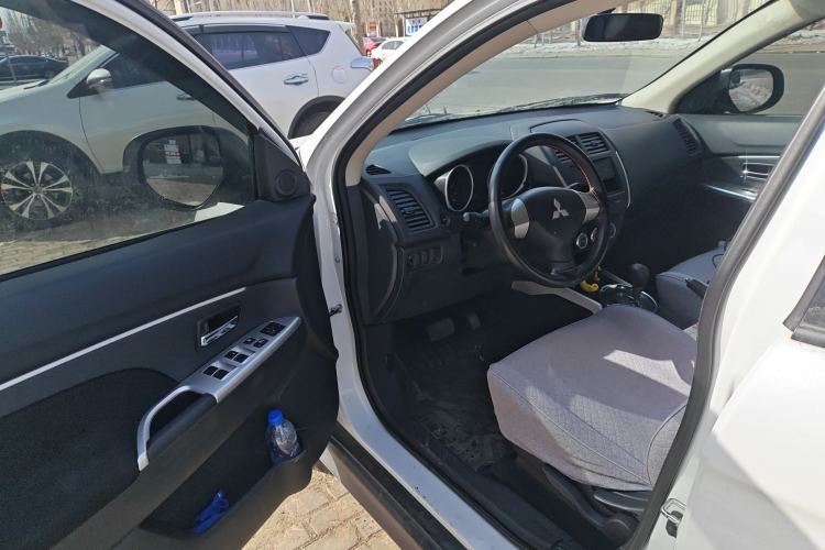 Used Mitsubishi ASX 2018 2.0L CVT Two-Wheel Drive Smart Orange Edition
