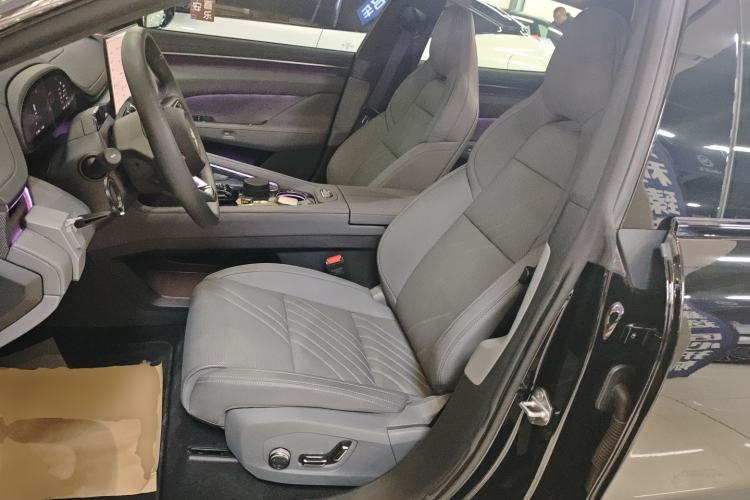 Used Zeekr 001 2025 ME Version 100 kWh All-Wheel Drive