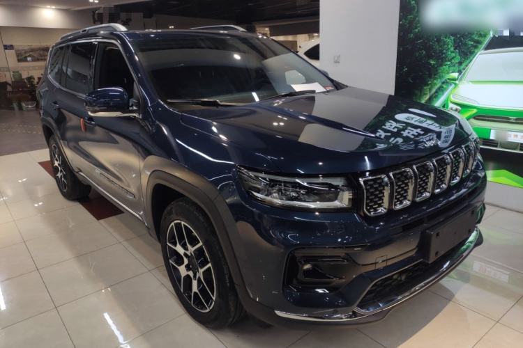 Used  Grand Commander 2022 2.0T Two-Wheel Drive Luxury Version