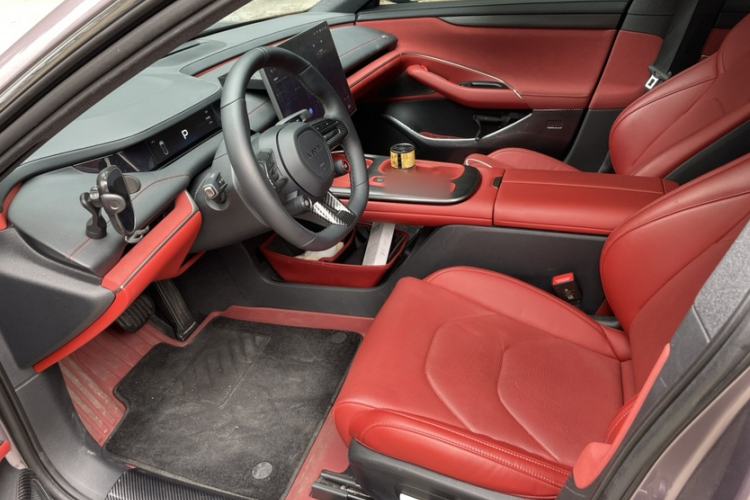 Used  SU7 2024 Rear-Drive Ultra-Long Range Advanced Pro-Level Intelligent Driving Version
