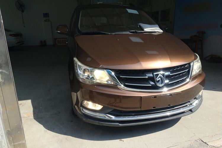 Used Baojun 730 2016 1.5T Manual Comfort Version 7 Seats