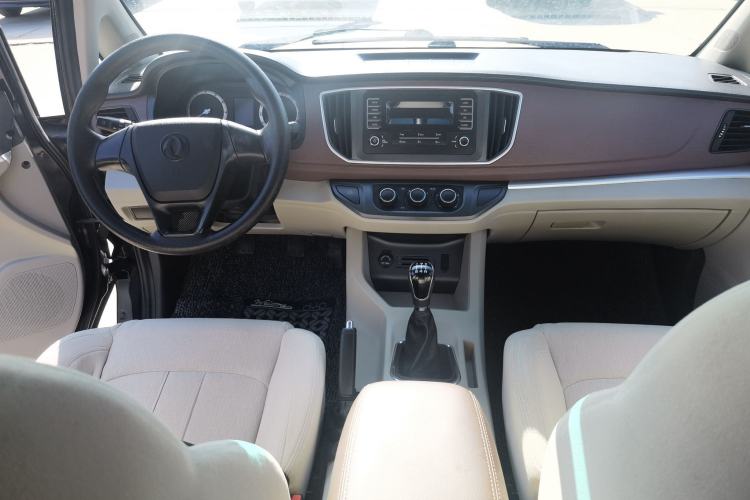 Used FORTHING Lingzhi 2019 M5L 1.6L 9-Seater Base Model China VI Standard