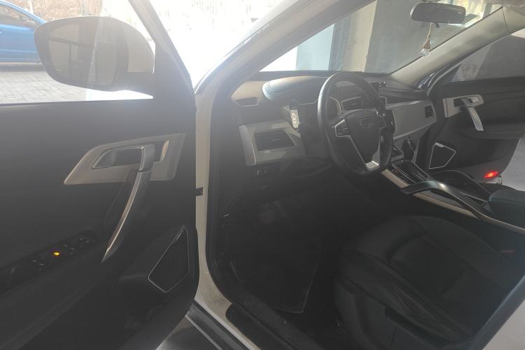 Used Geely Auto Emgrand X7 Sport 2016 1.8TD Automatic ZhiShang Model
