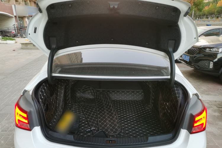 Used Buick Verano 2019 Sedan 20T Dual-Clutch Luxury Model
