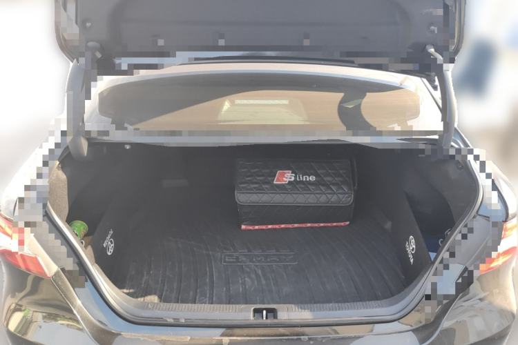 Used Toyota Camry 2021 2.5G Luxury Edition
