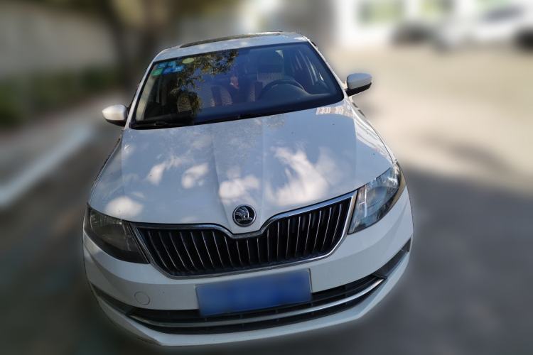 Used Skoda Rapid 2018 1.6L Automatic Comfort Edition
