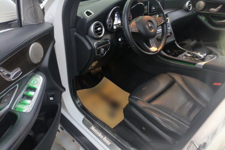 Used Mercedes-Benz GLC 2019 GLC 200 L 4MATIC
