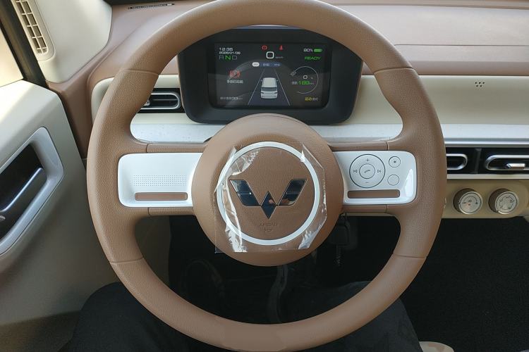 Used Wuling Hongguang MINIEV 2024 3rd Generation 215km Youth Edition
