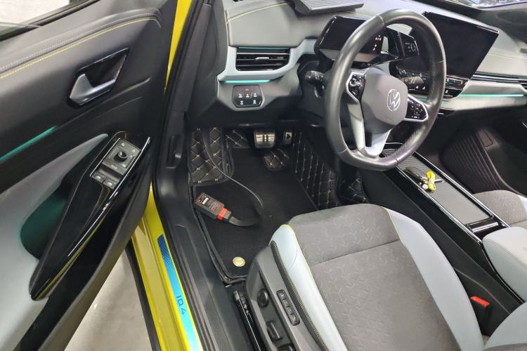 Used Volkswagen ID.4 X 2021 Pro Smart Long-Range Edition
