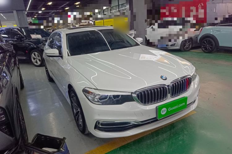 Used BMW 5 Series 2019 Facelifted 525Li Luxury Package
