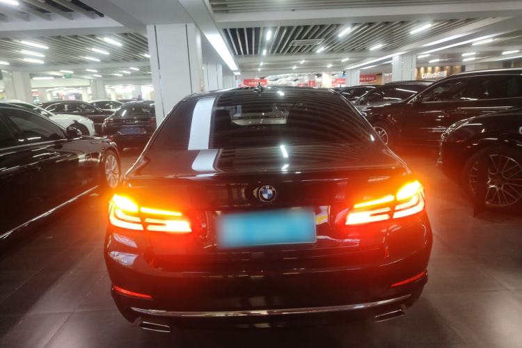 Used BMW 5 Series 2018 525Li Luxury Package
