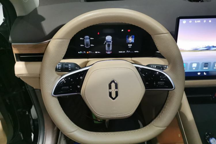 Used Hima AITO M7 2024 1.5T Intelligent Drive 4WD Ultra Version 5 Seats
