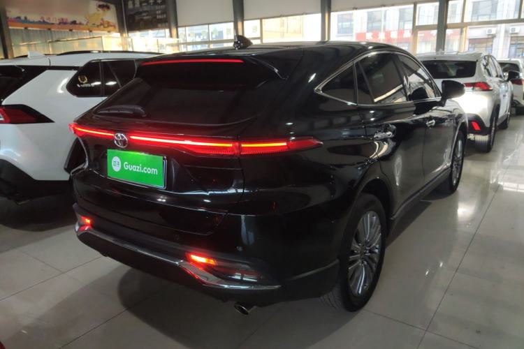 Used Toyota Harrier 2022 2.0L CVT Two-Wheel Drive Deluxe Edition