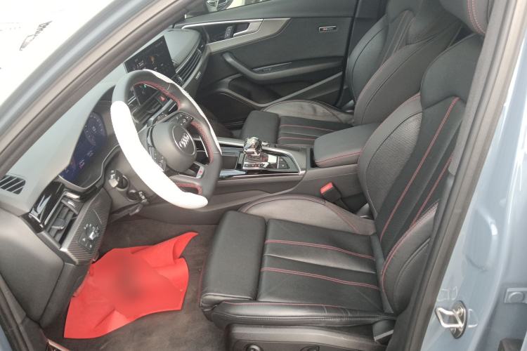 Used Audi A4L 2022 40 TFSI quattro RS Performance Package
