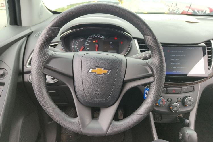 Used Chevrolet Trax 2018 330T Automatic Two-Wheel Drive Elite Model
