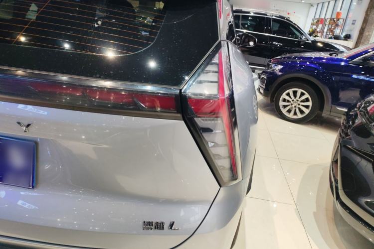 Used Geely Auto FX11 2023 1.5TD DCT Prestige Edition
