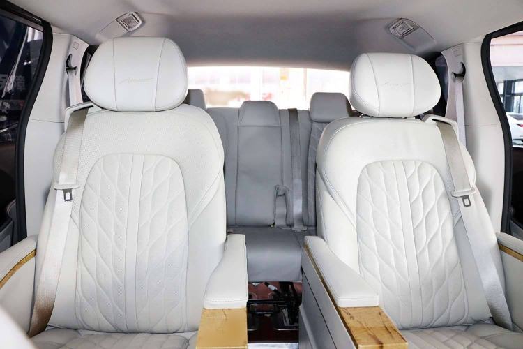 Used Buick GL8 2021 Land Cruiser Executive Class 652T Comfort Model
