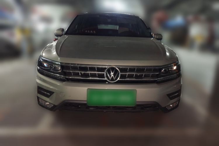 Used Volkswagen Tiguan L 2019 380TSI Automatic All-Wheel Drive Luxury Edition with 7 Seats China VI Standard
