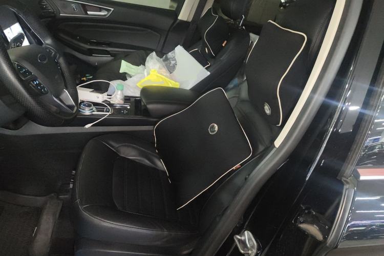 Used Ford Edge 2020 EcoBoost 245 Two-Wheel Drive Titanium 7-Seater
