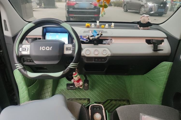 Used Chery QQ Ice Cream 2022 170km Sundae Phosphate Lithium-Ion
