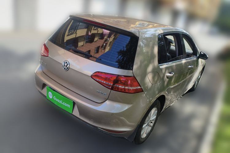 Used Volkswagen Golf 2016 1.6L Automatic Fashion Model
