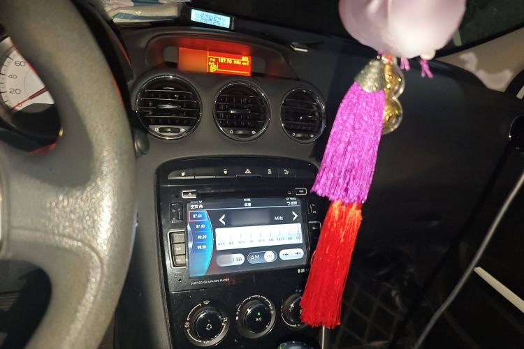 Used Peugeot 408 2013 2.0L Automatic Comfort Edition
