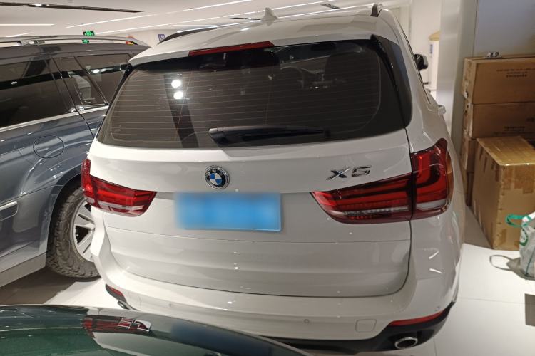 Used BMW X5 2015 xDrive28i
