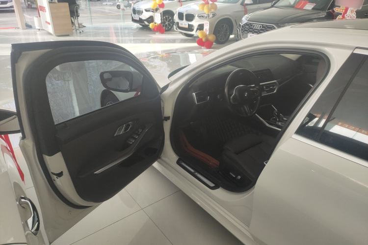 Used BMW 3 Series 2021 Facelifted 320Li M Sport Package
