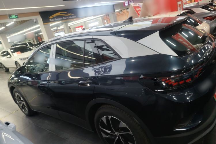 Used Volkswagen ID.4 CROZZ 2025 Pure Edition