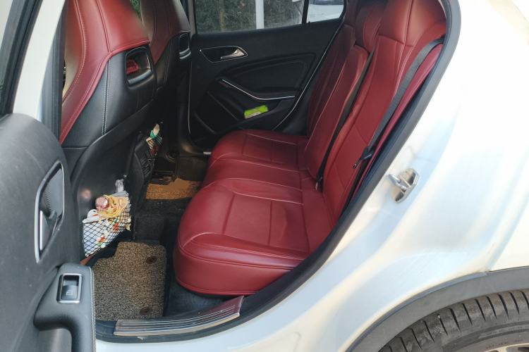 Used Mercedes-Benz GLA 2015 GLA 200 Fashion Model
